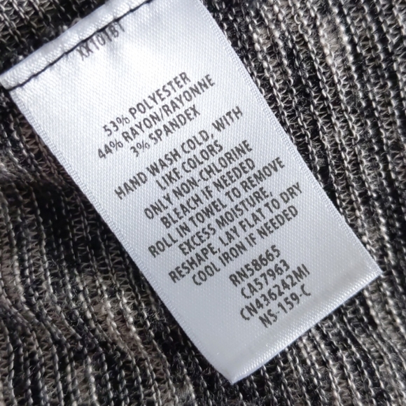 🆕🌿MARBLED COWL NECK TOP🌿 - Picture 3 of 5